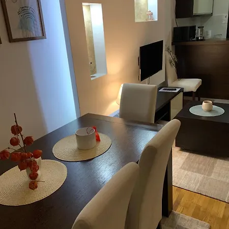 Beli U Zlatiborskim Konacima Bele Vode Bb Aparthotel Zlatibor