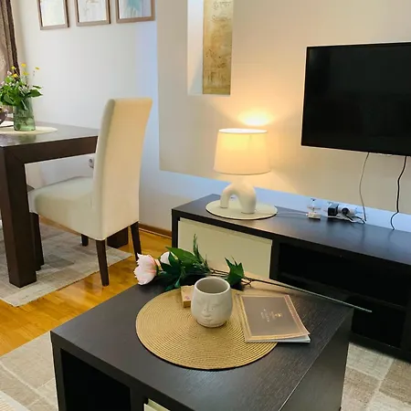 Beli U Zlatiborskim Konacima Bele Vode Bb 3* Zlatibor